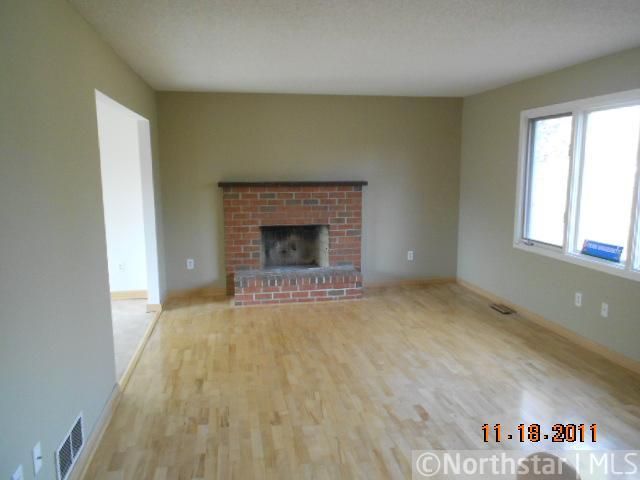 10910 Robinson Dr NW, Coon Rapids, MN 55433