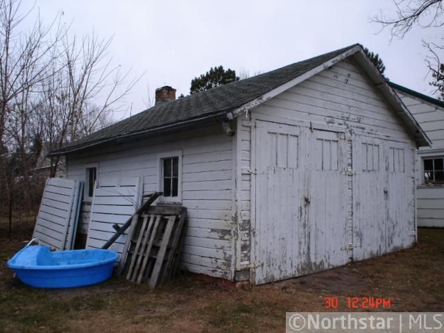 135 3rd Ave SE, Pine City, MN 55063