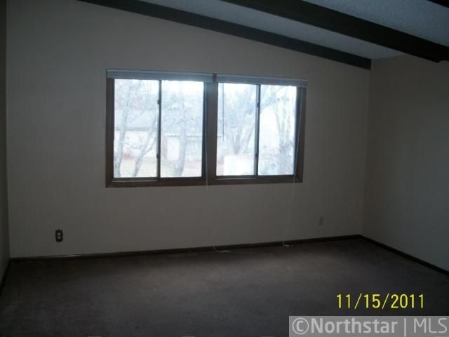 2908 80th Ave N, Brooklyn Park, MN 55444
