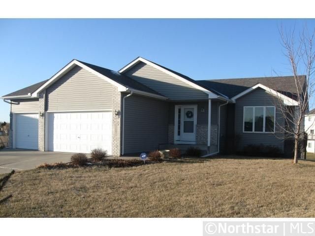 107 Bison Ct, Buffalo, MN 55313