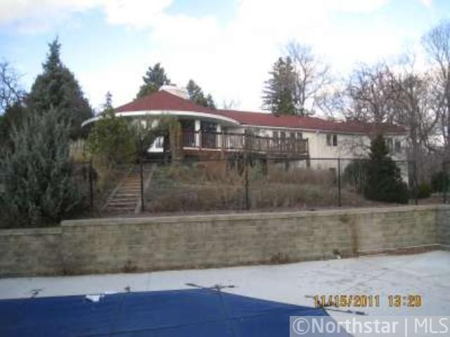 500 Far Hill Rd, Wayzata, MN 55391
