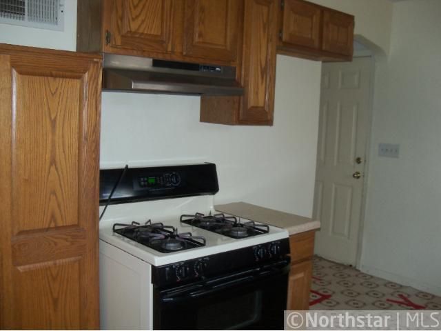 421 21st Ave N, South Saint Paul, MN 55075