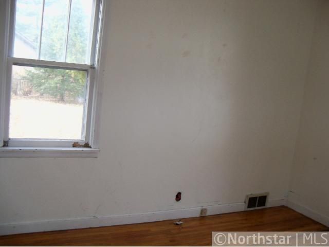 421 21st Ave N, South Saint Paul, MN 55075