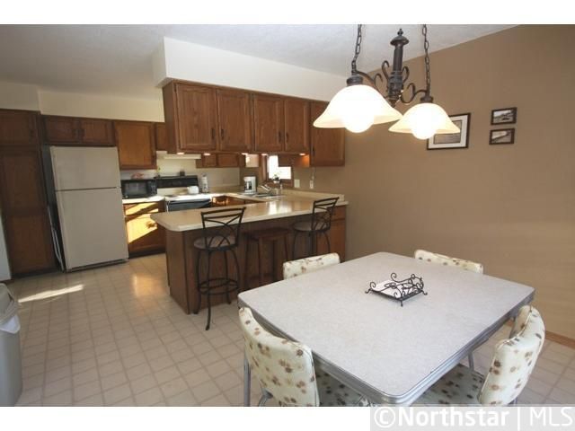 3158 Kilbourne Ave, Eau Claire, WI 54703