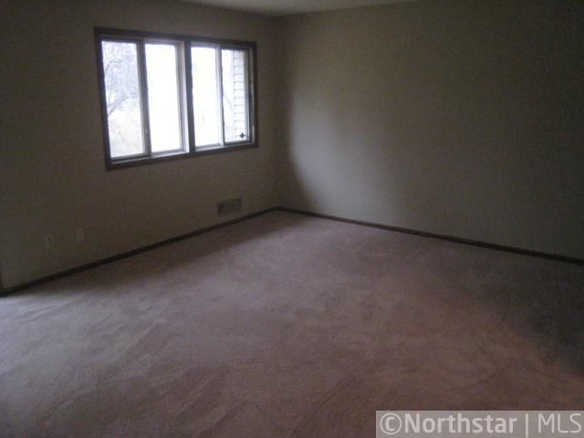 12145 Eagle St NW, Coon Rapids, MN 55448