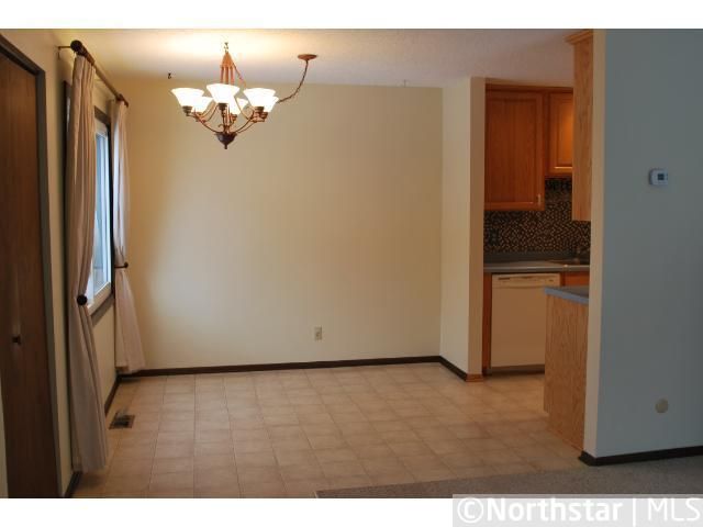 1541 Greenwood Ct N, Eagan, MN 55122
