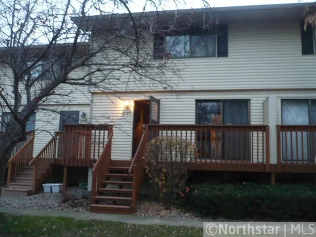 4345 Chatsworth Cir, Shoreview, MN 55126