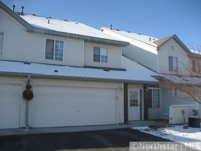3631 N Genevieve Ave N, Oakdale, MN 55128