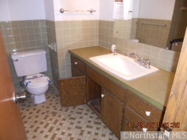 637 Park Dr, Farmington, MN 55024