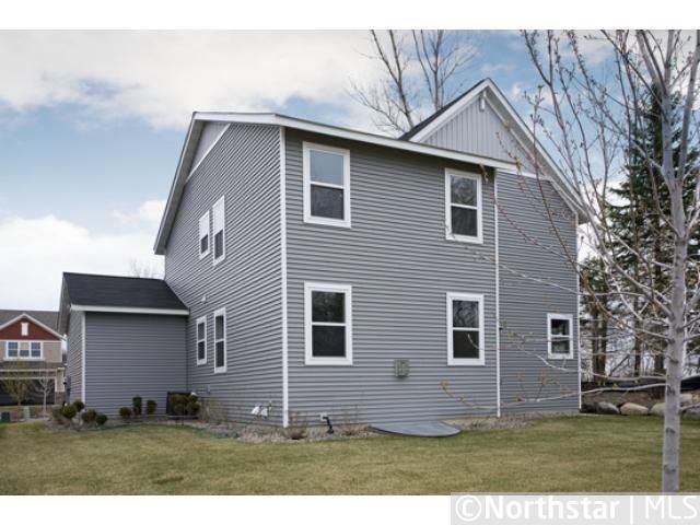 11 124th Ave NE, Blaine, MN 55434