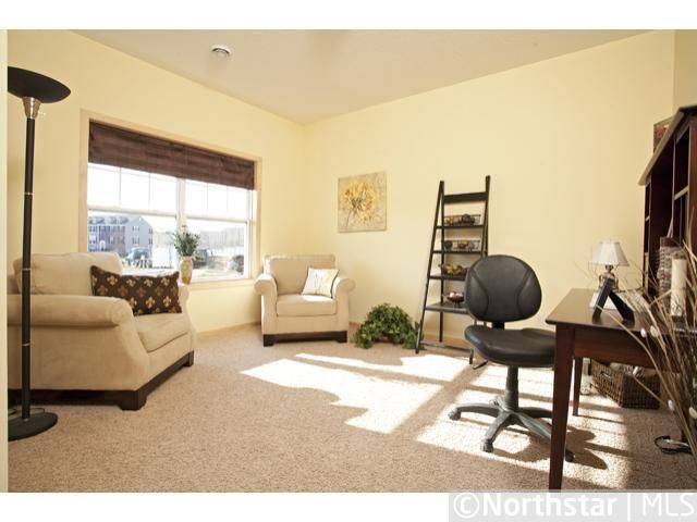 5112 Parker Cir, Robbinsdale, MN 55422