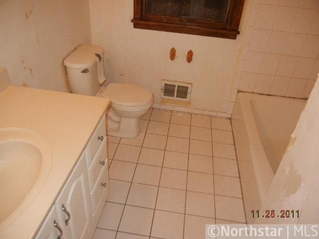 6956 Douglas Dr N, Brooklyn Park, MN 55429