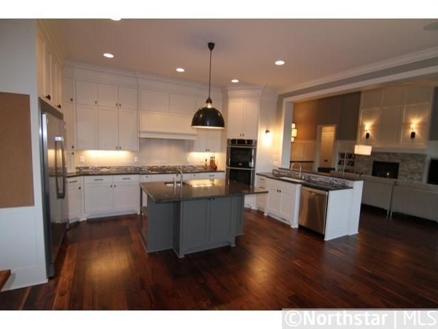 439 Preserve Ct, Little Canada, MN 55117