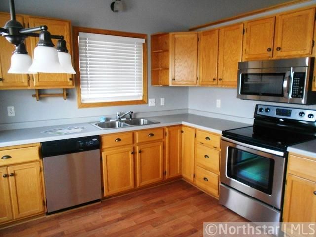 2365 Windsor Ln, Woodbury, MN 55125