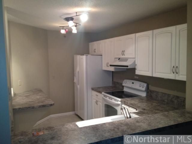 7614 York Ave S #3111, Edina, MN 55435