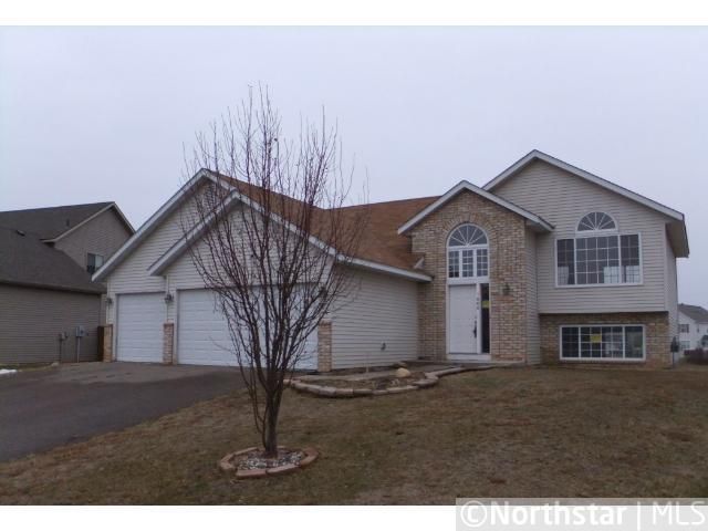 1800 Westchester Ln, Shakopee, MN 55379