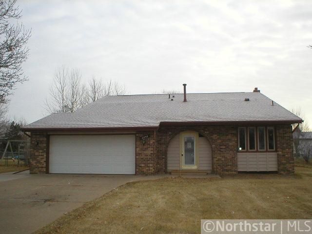 11797 Narcissus St NW, Coon Rapids, MN 55433