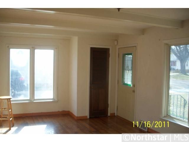 6915 Columbus Ave S, Richfield, MN 55423