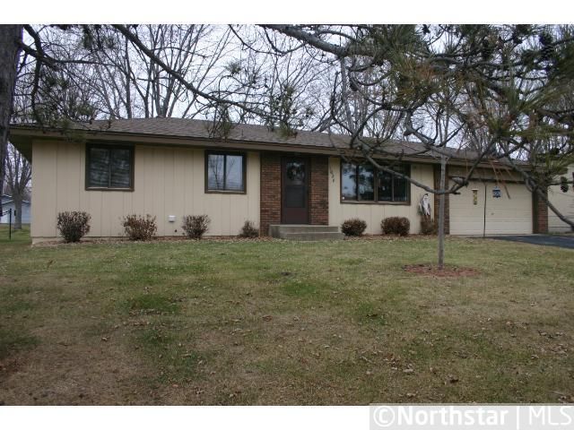 1028 Shawmut St S, Shakopee, MN 55379