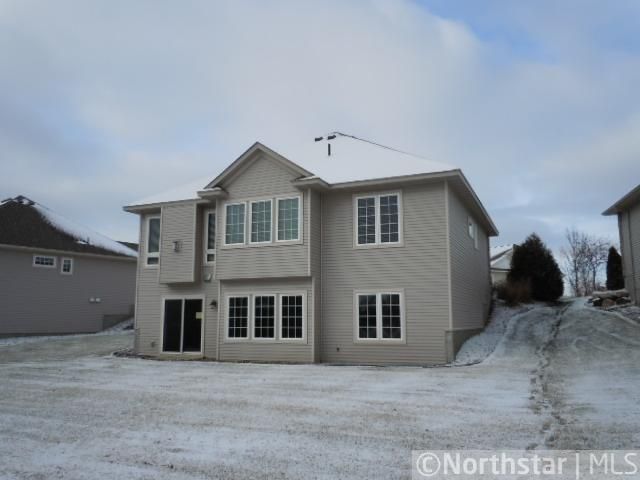1628 Independence Dr, Northfield, MN 55057