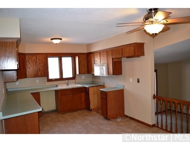 13109 Pine Ridge Rd, Burnsville, MN 55337
