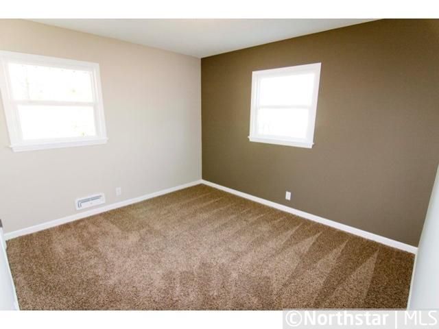 7043 Fremont Ave N, Brooklyn Center, MN 55430