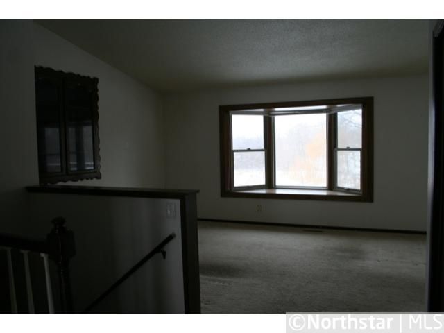 5175 Fern Dr, Loretto, MN 55357