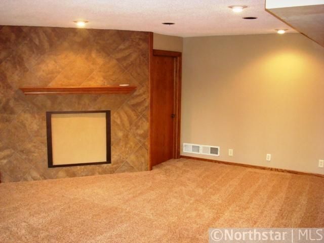 13038 Island View Dr NW, Elk River, MN 55330