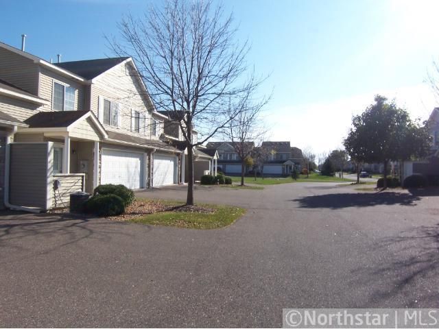 5272 207th St N, Forest Lake, MN 55025