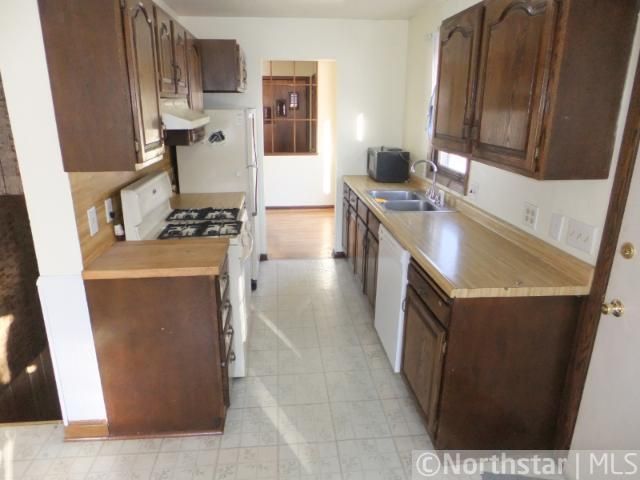 1692 Wilson Ave, Saint Paul, MN 55106