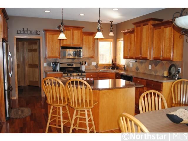 4301 Fallgold Pw N, Brooklyn Park, MN 55443