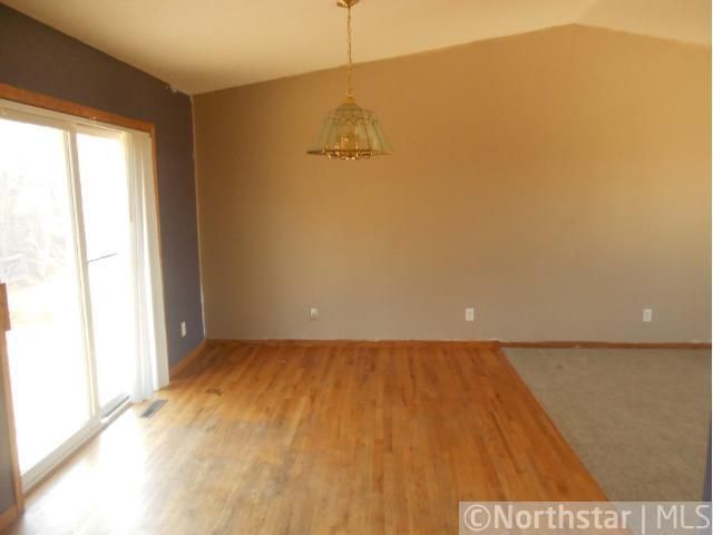 38429 Tamworth Ave, North Branch, MN 55056