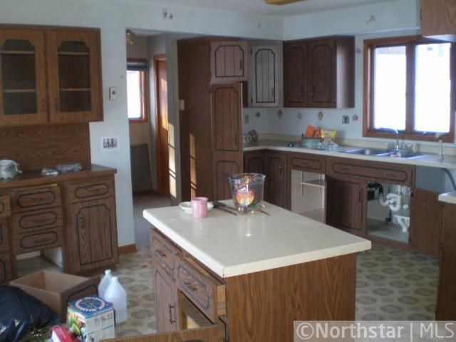 114 S Falls St, River Falls, WI 54022