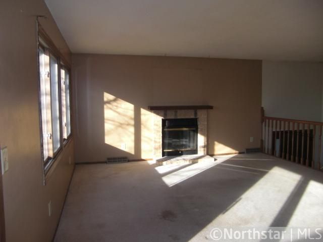 13852 Rose St NW, Andover, MN 55304