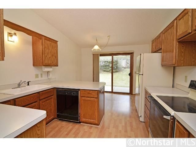 2633 Duluth St, Maplewood, MN 55109
