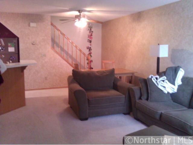 4076 Wilshire Cir, Shoreview, MN 55126
