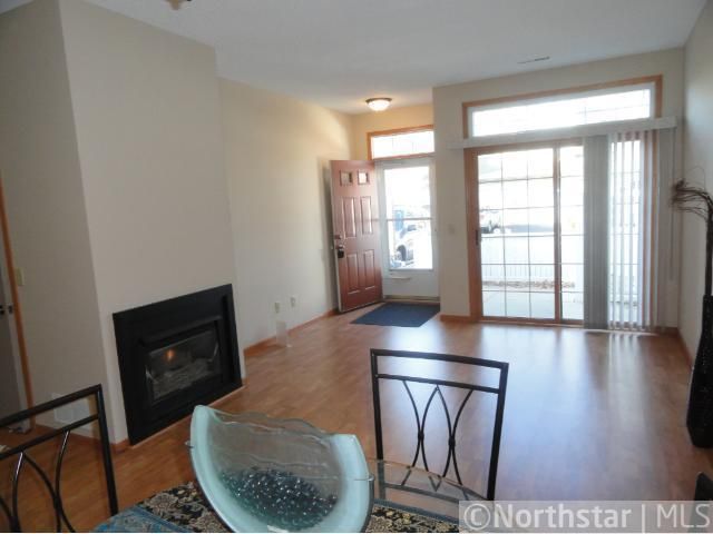 15612 Gateway Pa, Apple Valley, MN 55124