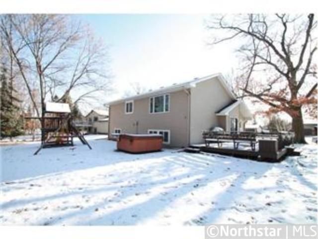 12052 99th Ave N, Maple Grove, MN 55369