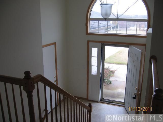 655 Sequoia Ln, Zumbrota, MN 55992