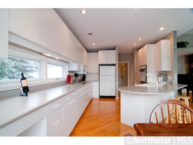 10188 Meade Ln, Eden Prairie, MN 55347