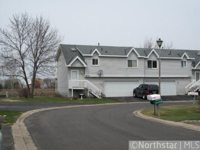 8722 Glasgow Ln, Saint Bonifacius, MN 55375