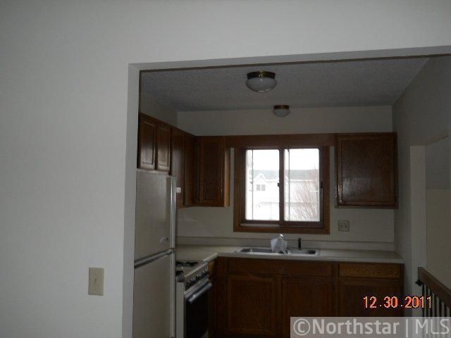 8722 Glasgow Ln, Saint Bonifacius, MN 55375