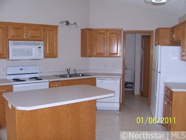 3833 93rd Ave N, Brooklyn Park, MN 55443