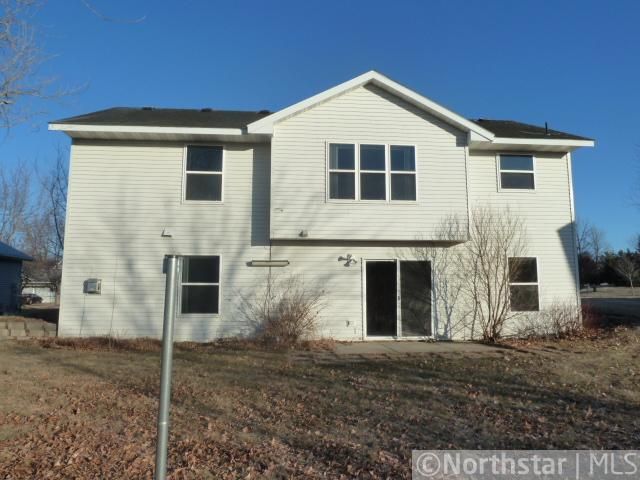 930 21st St SE, Saint Cloud, MN 56304
