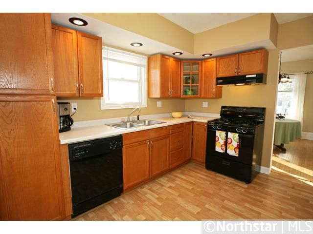 4615 Oakland Ave, Minneapolis, MN 55407