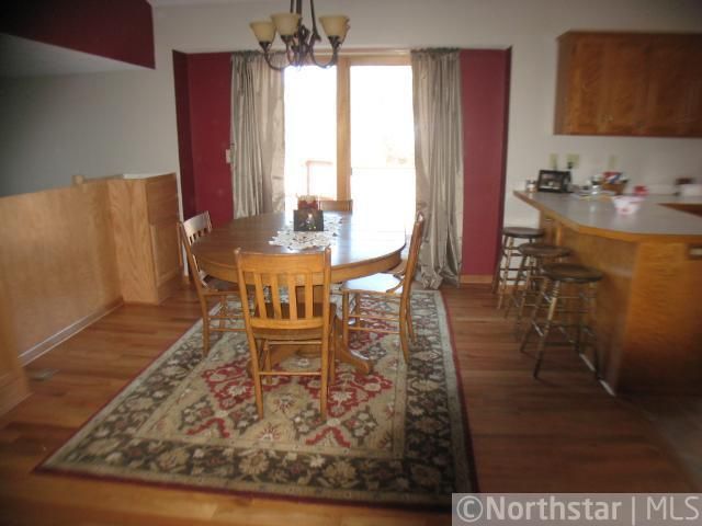22001 Cottonwood St NW, Oak Grove, MN 55303