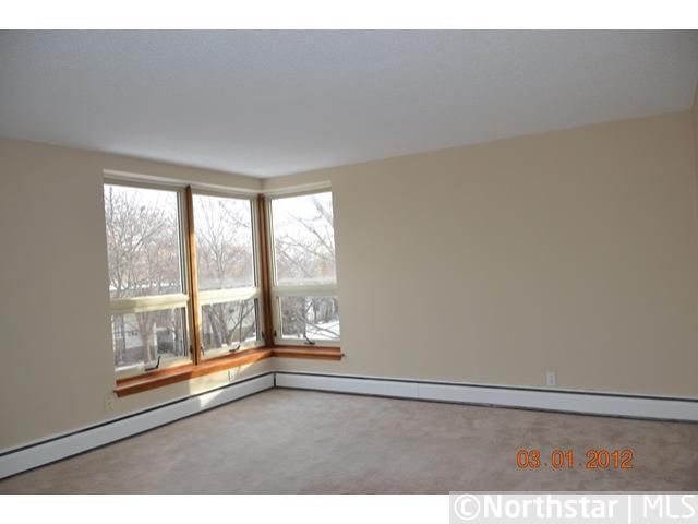 2500 Blaisdell Ave #303, Minneapolis, MN 55404