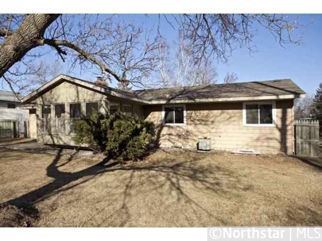 2154 105th Ln NW, Coon Rapids, MN 55433