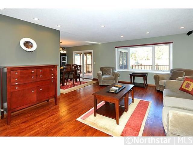 10150 Boone Cir, Bloomington, MN 55438
