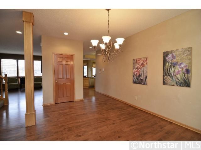 8041 Narcissus Ln N, Maple Grove, MN 55311